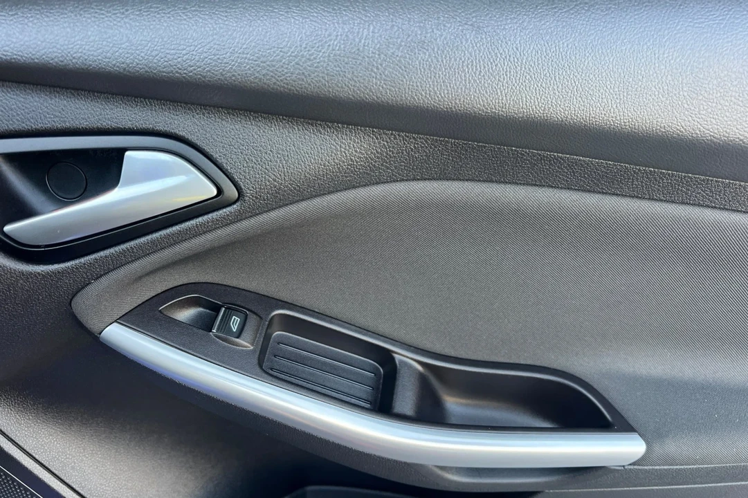 2013 Ford Focus ST 3rd Gen - Image 18 of 31