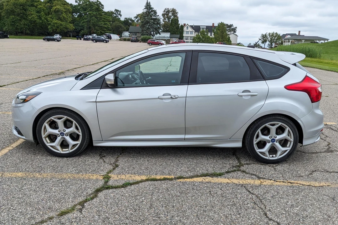 2013 Ford Focus ST 3rd Gen - Image 3 of 31