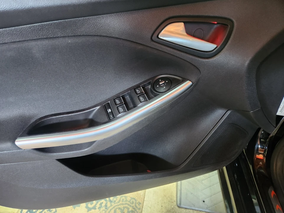 2013 Ford Focus 3rd Gen - Image 10 of 19