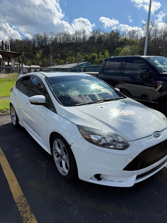 2013 Ford Focus ST 3rd Gen - Image 2 of 7