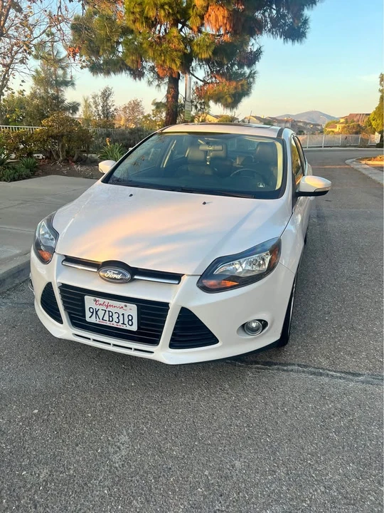 2013 Ford Focus 3rd Gen - Image 2 of 11