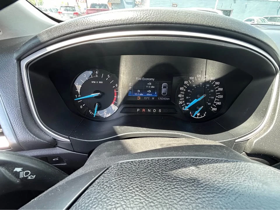 2013 Ford Fusion 2nd Gen - Image 8 of 10