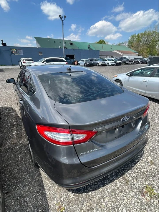 2013 Ford Fusion 2nd Gen - Image 6 of 10