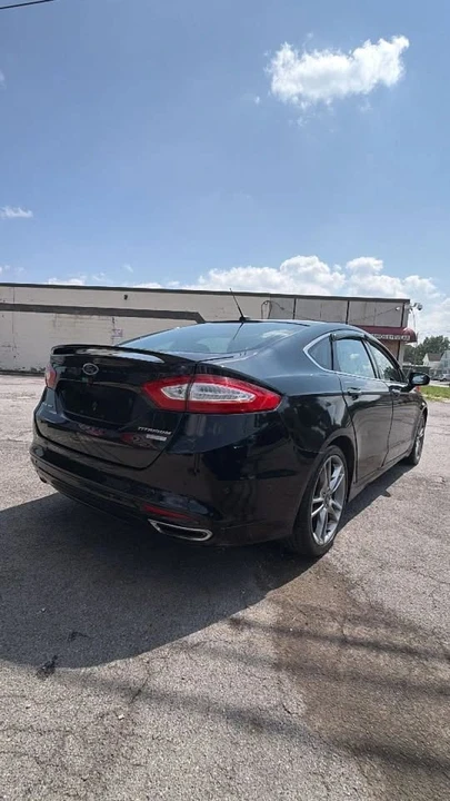 2013 Ford Fusion 2nd Gen - Image 12 of 16
