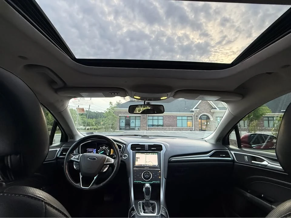 2013 Ford Fusion 2nd Gen - Image 16 of 18