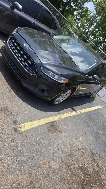 2013 Ford Fusion 2nd Gen - Image 6 of 8