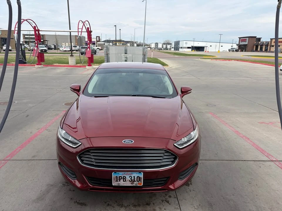 2013 Ford Fusion 2nd Gen - Image 4 of 18
