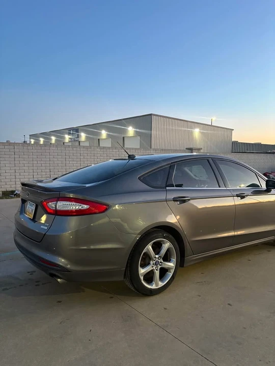 2013 Ford Fusion 2nd Gen - Image 3 of 8