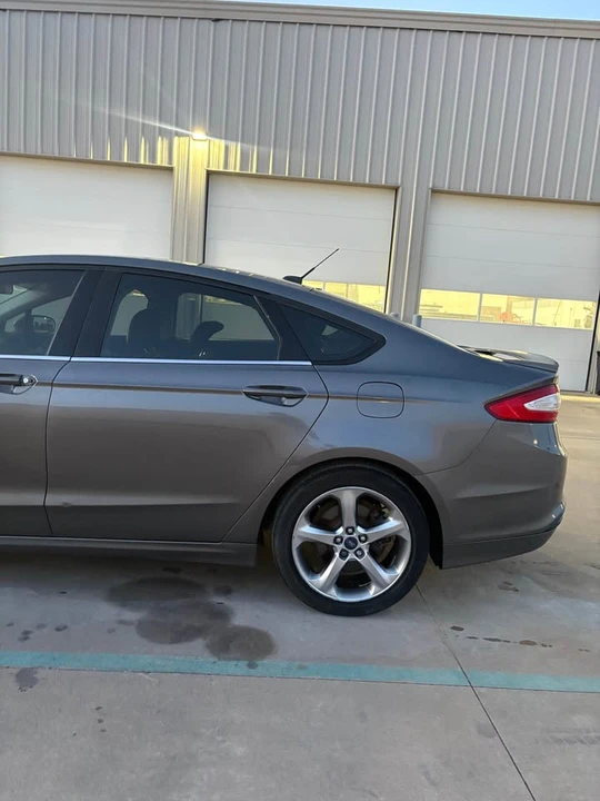 2013 Ford Fusion 2nd Gen - Image 5 of 8