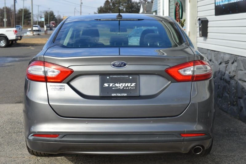 2013 Ford Fusion 2nd Gen - Image 4 of 12