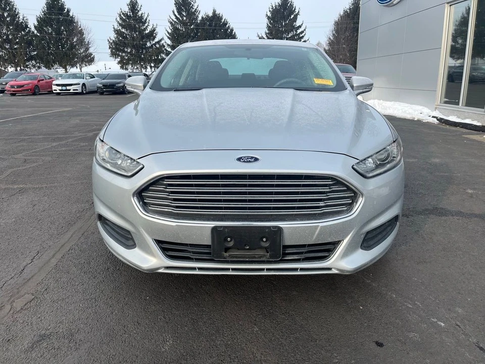 2013 Ford Fusion 2nd Gen - Image 9 of 12