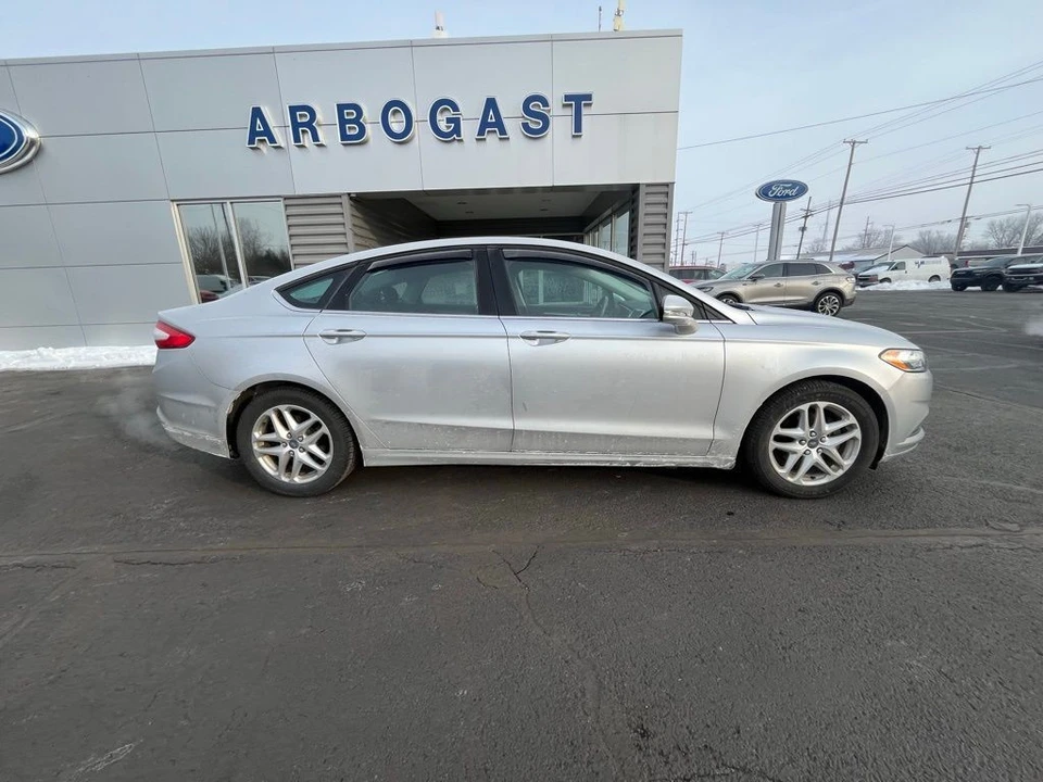 2013 Ford Fusion 2nd Gen - Image 2 of 12