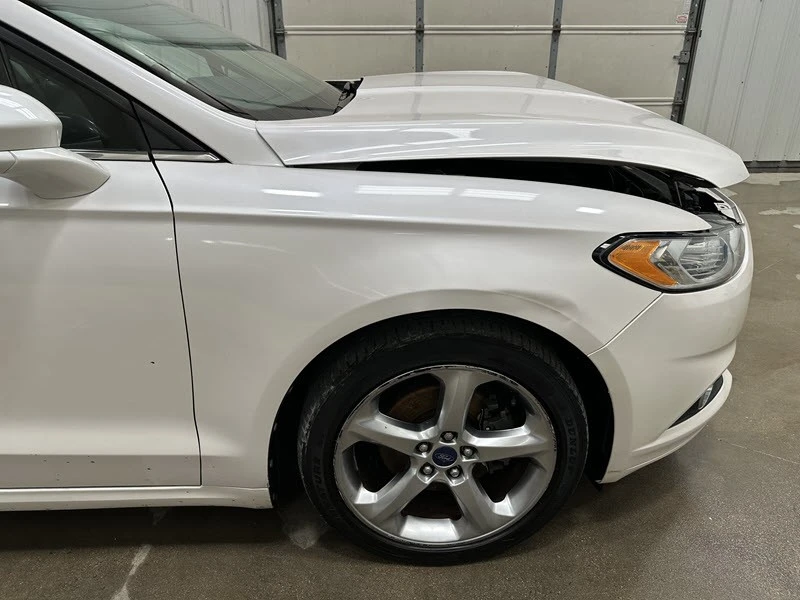 2013 Ford Fusion 2nd Gen - Image 20 of 23
