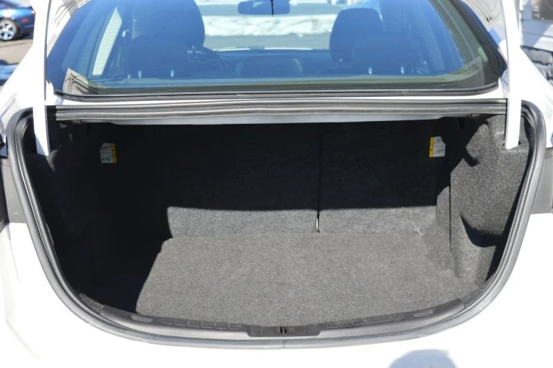 2013 Ford Fusion 2nd Gen - Image 9 of 12