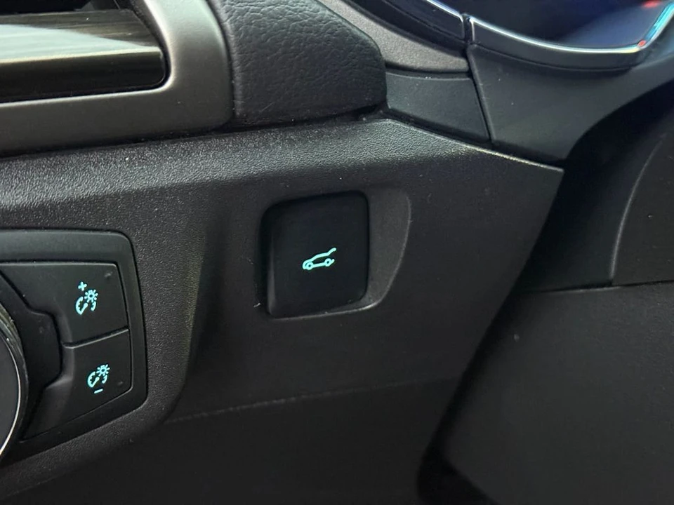 2013 Ford Fusion 2nd Gen - Image 19 of 21