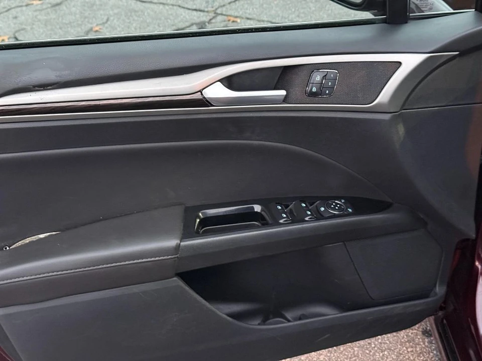 2013 Ford Fusion 2nd Gen - Image 14 of 21