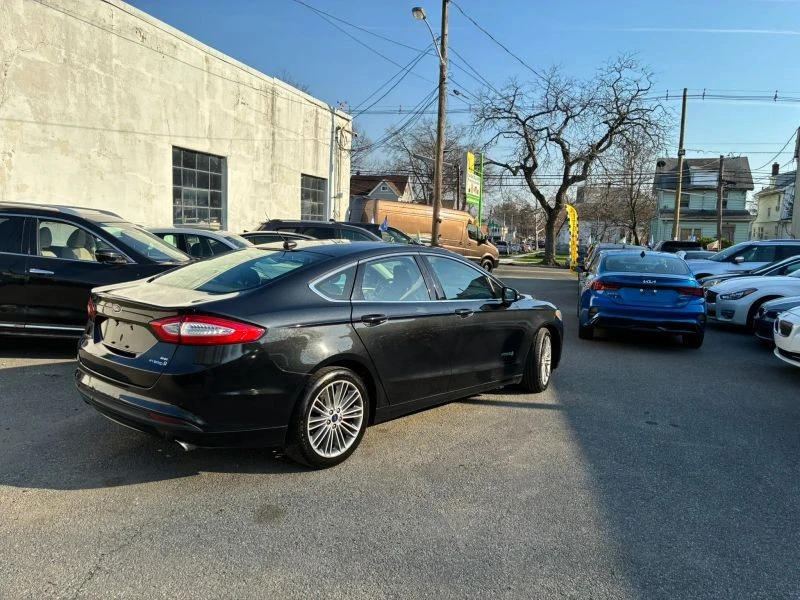 2013 Ford Fusion 2nd Gen - Image 5 of 12