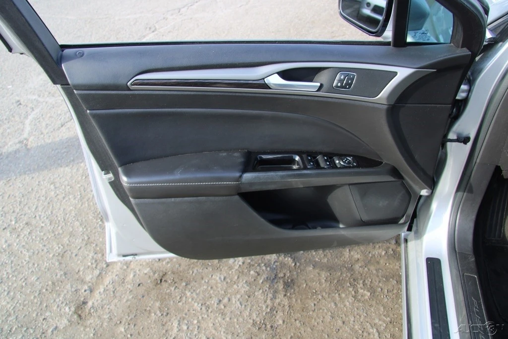 2013 Ford Fusion 2nd Gen - Image 11 of 21