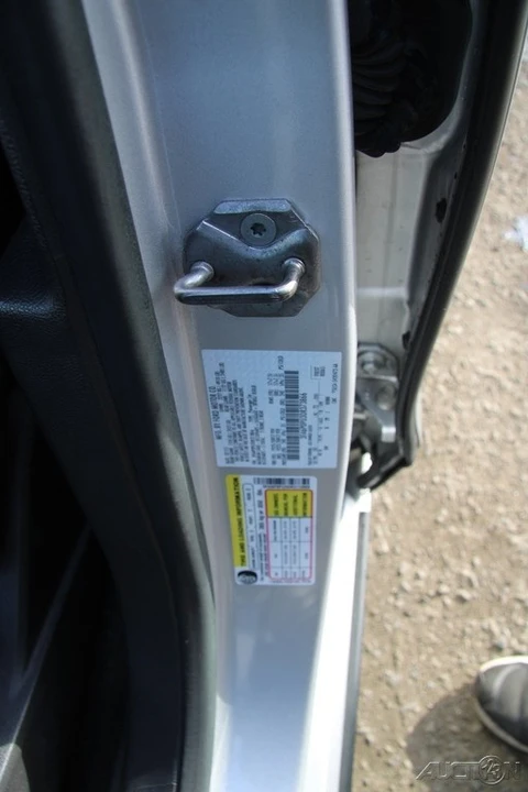 2013 Ford Fusion 2nd Gen - Image 10 of 21