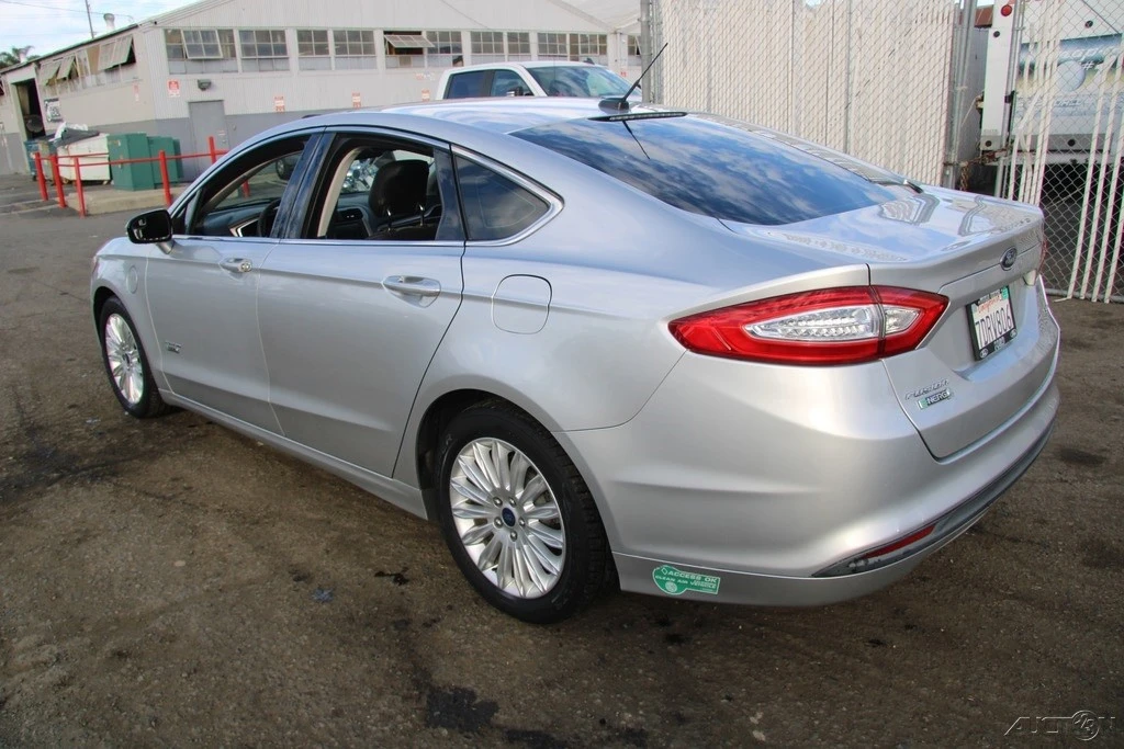 2013 Ford Fusion 2nd Gen - Image 4 of 21