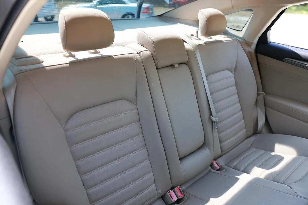 2013 Ford Fusion 2nd Gen - Image 14 of 21