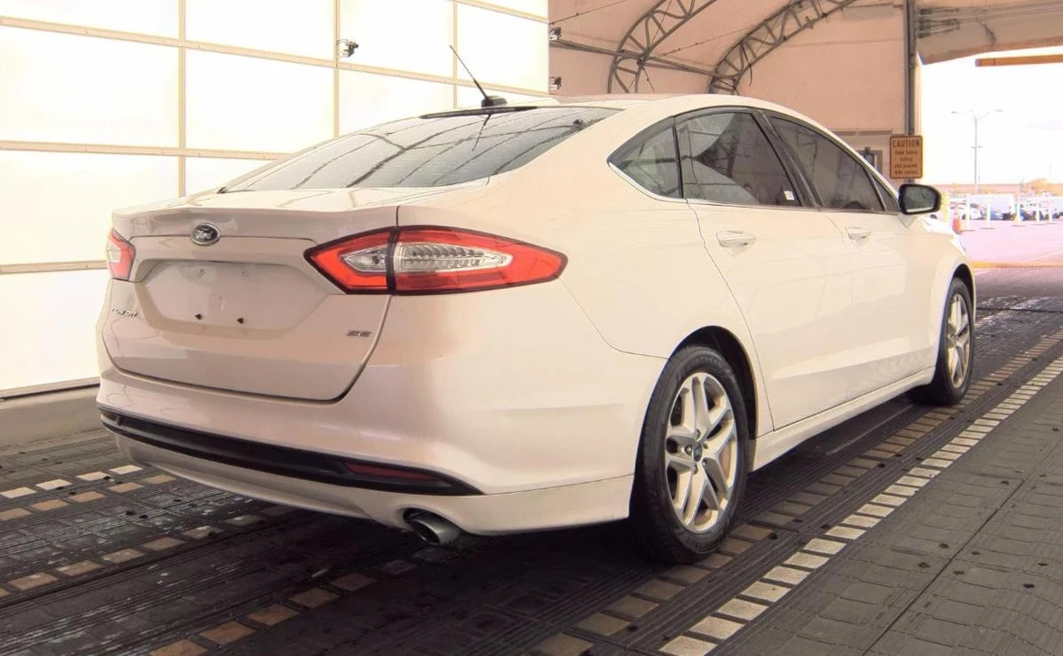 2013 Ford Fusion 2nd Gen - Image 4 of 9