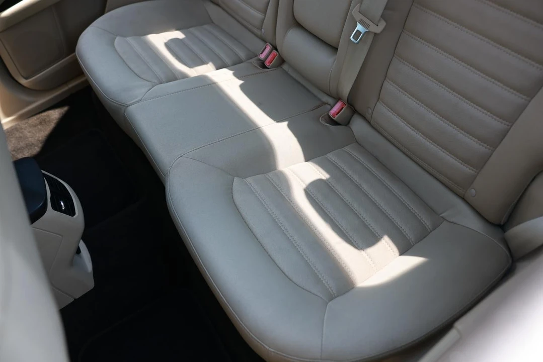 2013 Ford Fusion 2nd Gen - Image 10 of 21
