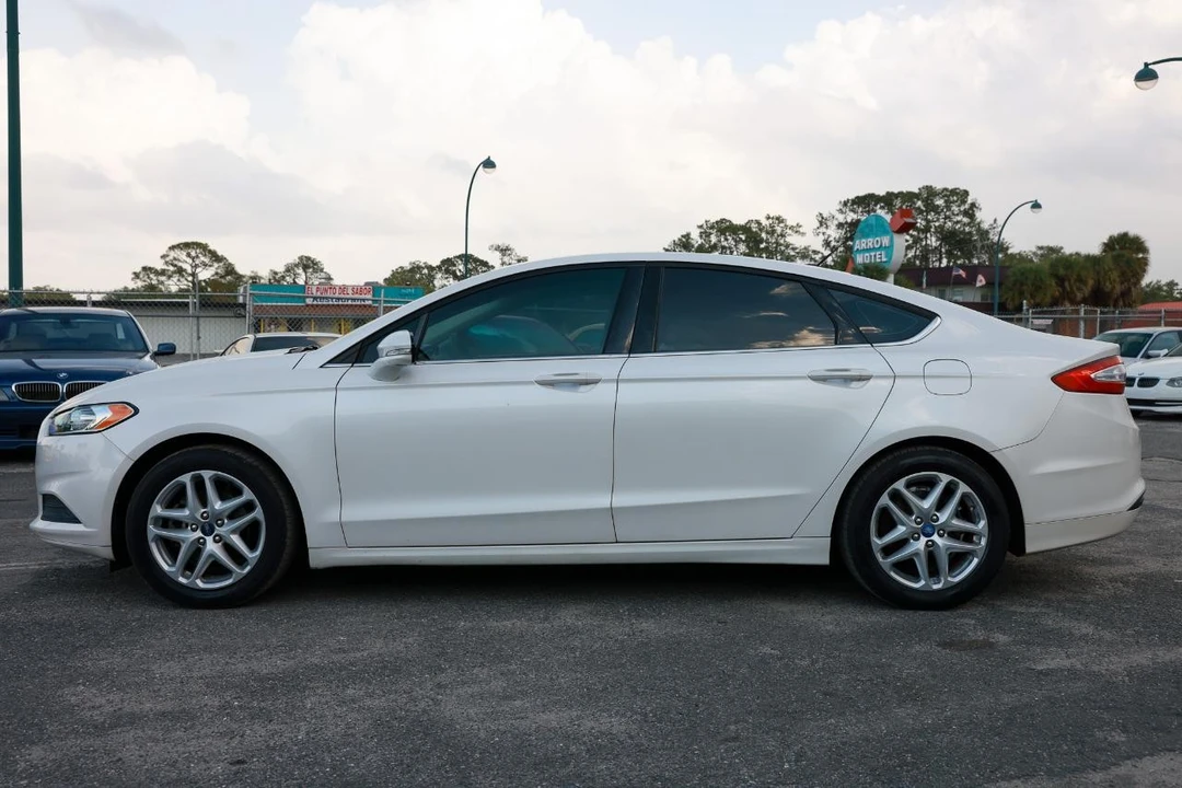 2013 Ford Fusion 2nd Gen - Image 3 of 21