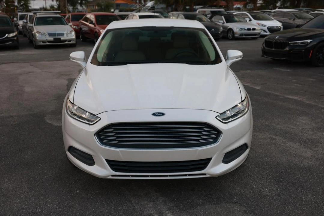 2013 Ford Fusion 2nd Gen - Image 18 of 21