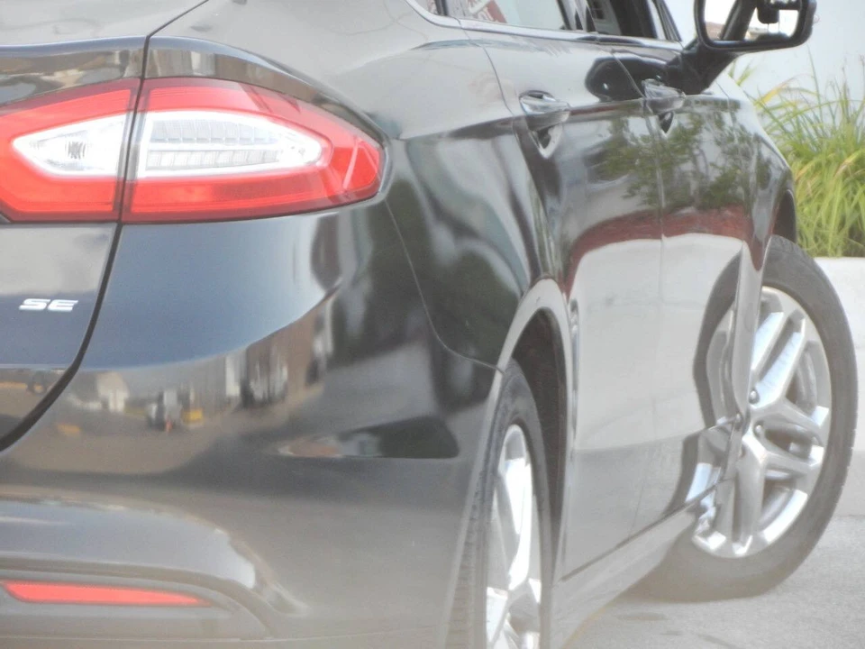 2013 Ford Fusion 2nd Gen - Image 16 of 21