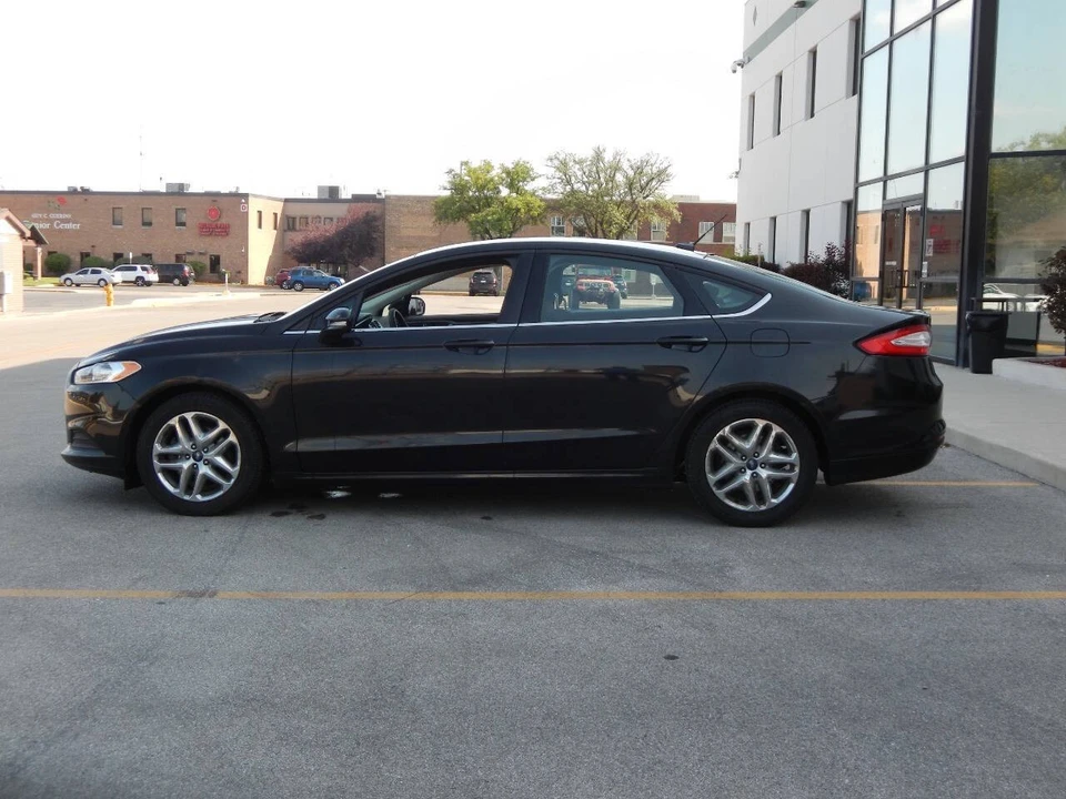 2013 Ford Fusion 2nd Gen - Image 10 of 21