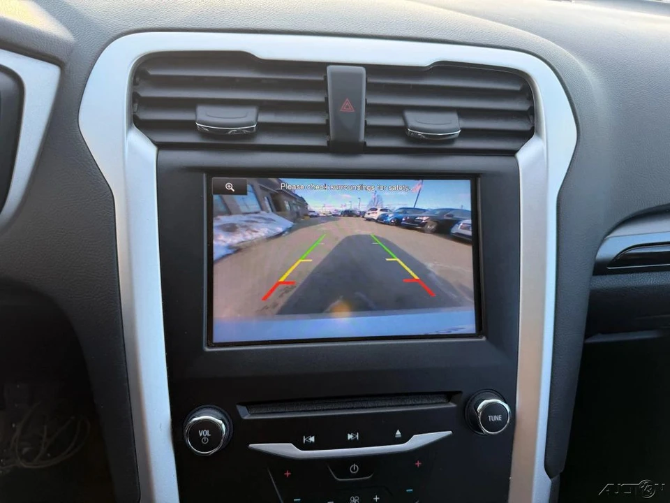 2013 Ford Fusion 2nd Gen - Image 16 of 21