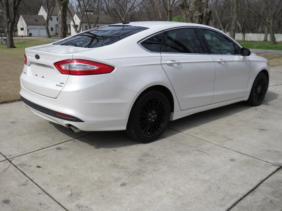 2013 Ford Fusion 2nd Gen - Image 7 of 12