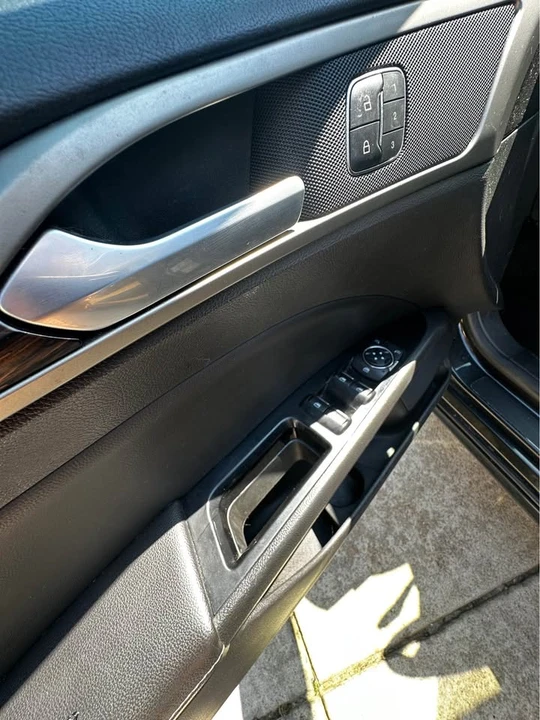 2013 Ford Fusion 2nd Gen - Image 10 of 20
