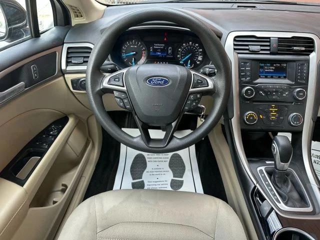 2013 Ford Fusion 2nd Gen - Image 13 of 19