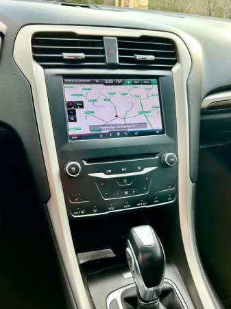 2013 Ford Fusion 2nd Gen - Image 16 of 21
