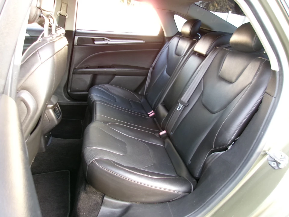 2013 Ford Fusion 2nd Gen - Image 12 of 20