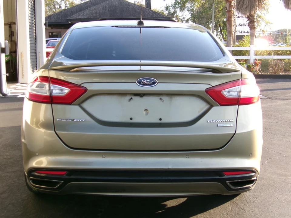 2013 Ford Fusion 2nd Gen - Image 6 of 20