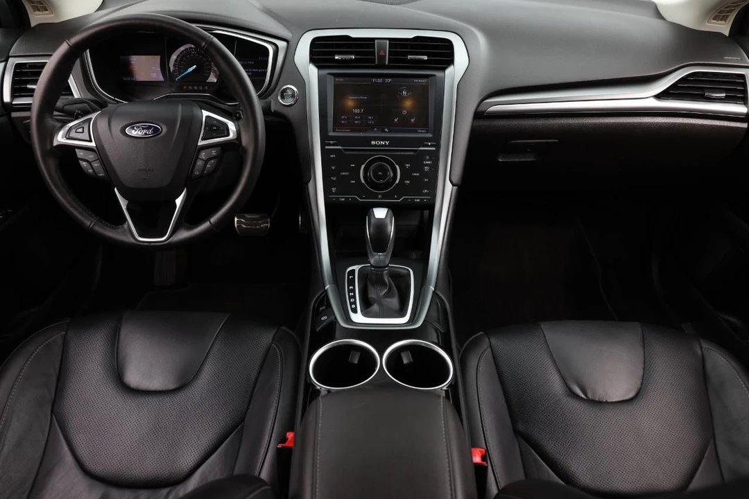 2013 Ford Fusion 2nd Gen - Image 2 of 12