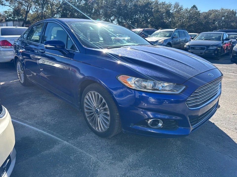 2013 Ford Fusion 2nd Gen - Image 3 of 5
