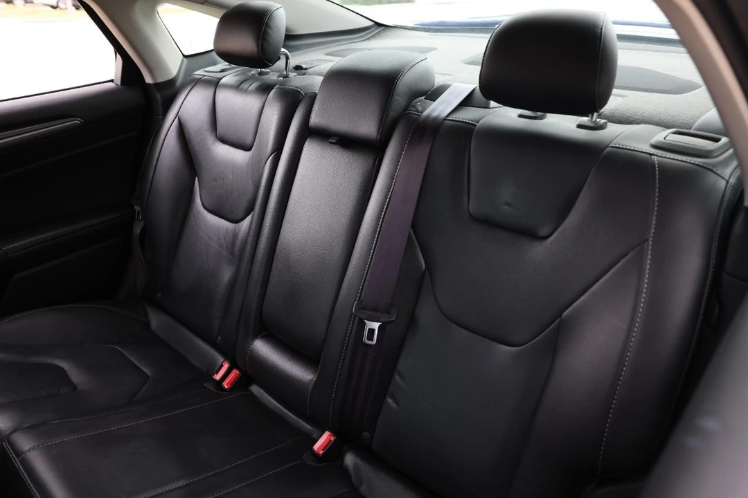 2013 Ford Fusion 2nd Gen - Image 8 of 12
