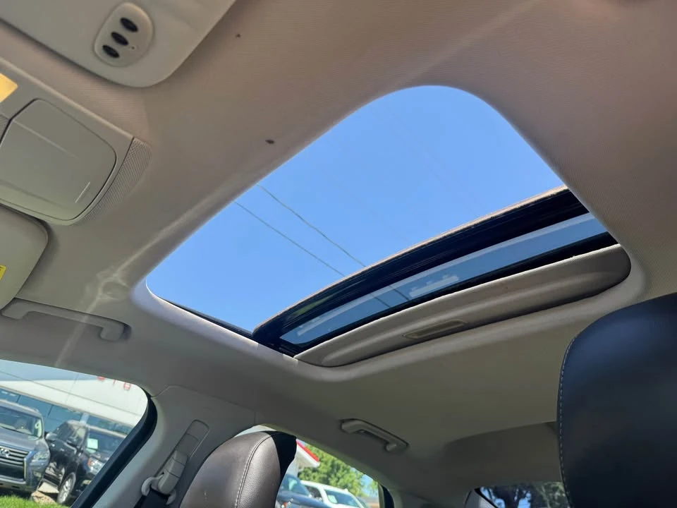 2013 Ford Fusion 2nd Gen - Image 16 of 18