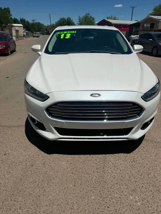 2013 Ford Fusion 2nd Gen - Image 2 of 9