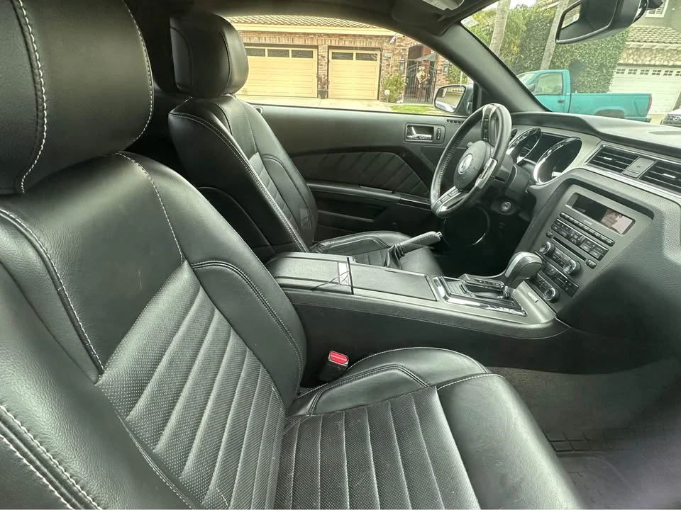 2013 Ford S197 Mustang - Image 5 of 8