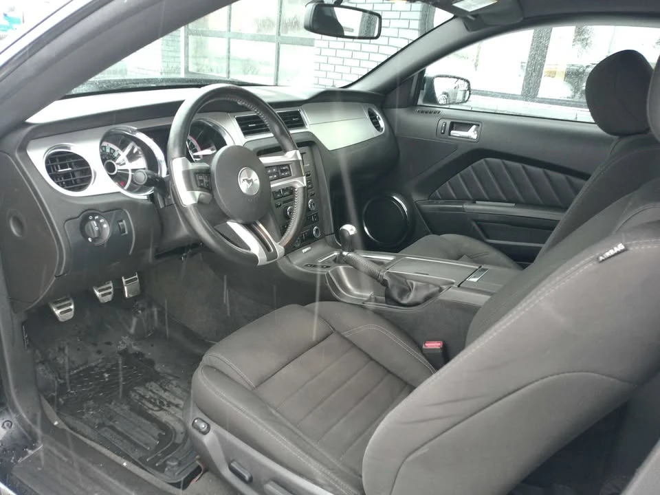 2013 Ford S197 Mustang - Image 10 of 18