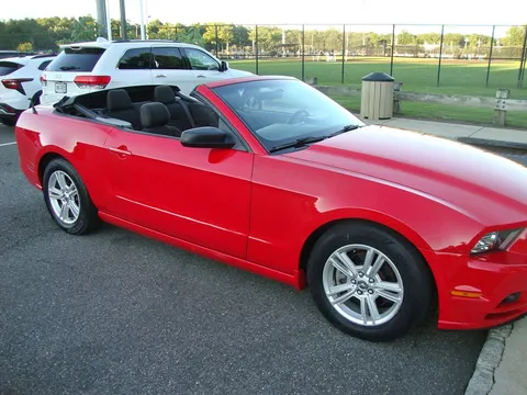 2013 Ford Mustang Convertible
