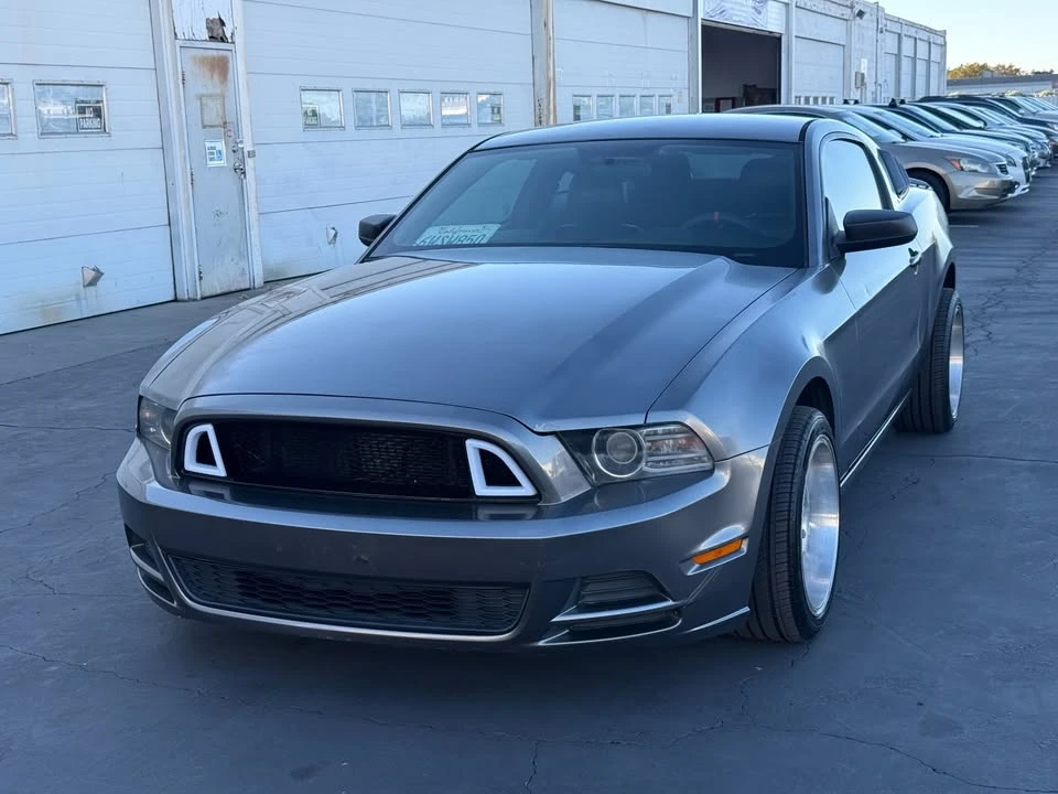 2013 Ford S197 Mustang - Image 2 of 19