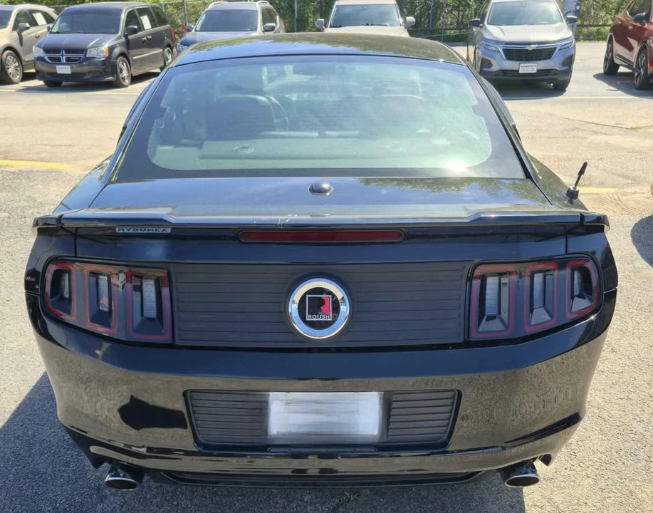 2013 Ford S197 Mustang - Image 4 of 10
