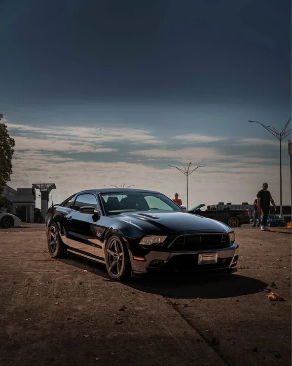 2013 Ford S197 Mustang - Image 2 of 7