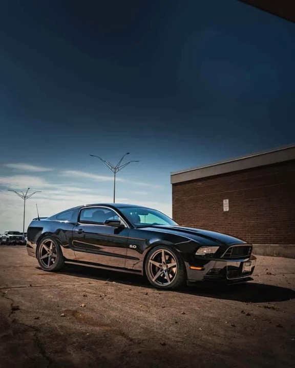 2013 Ford S197 Mustang - Image 5 of 7